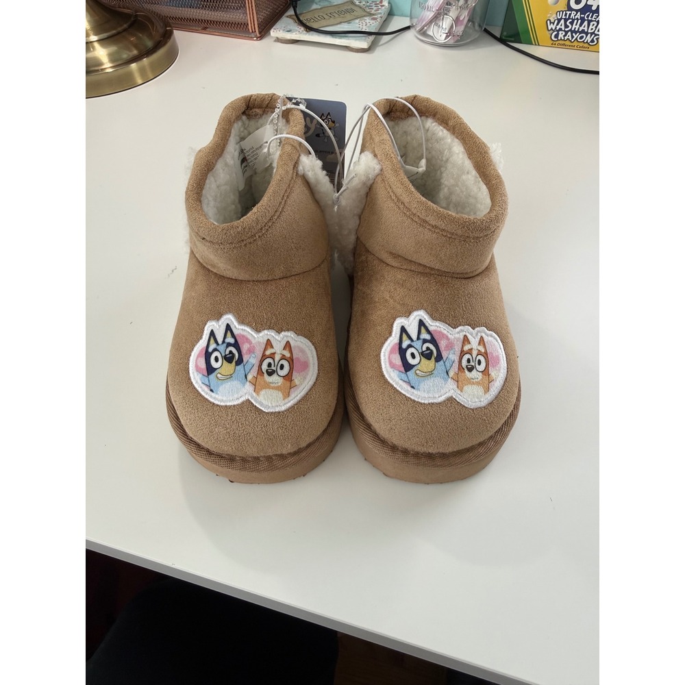 Bluey‎ Toddler Girls EVA Slipper Boots Tan Faux Fur Lined Suede Style Size 8 NEW